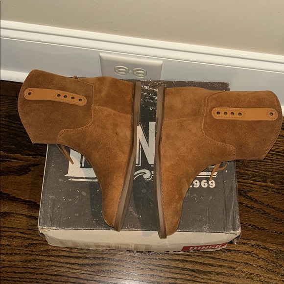 Dingo Kayce Brown Suede Fringe Boots - Picture 5 of 11